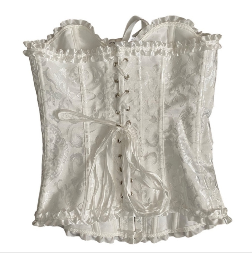🥳 TRADED! Gorgeous White Corset - Picture 3 of 5